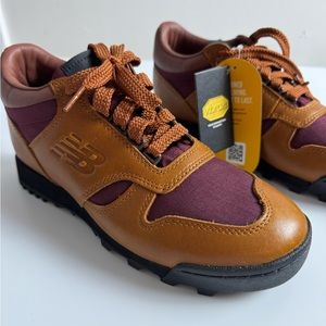 New Balance Size 8.5 Low Top Brown Shoes